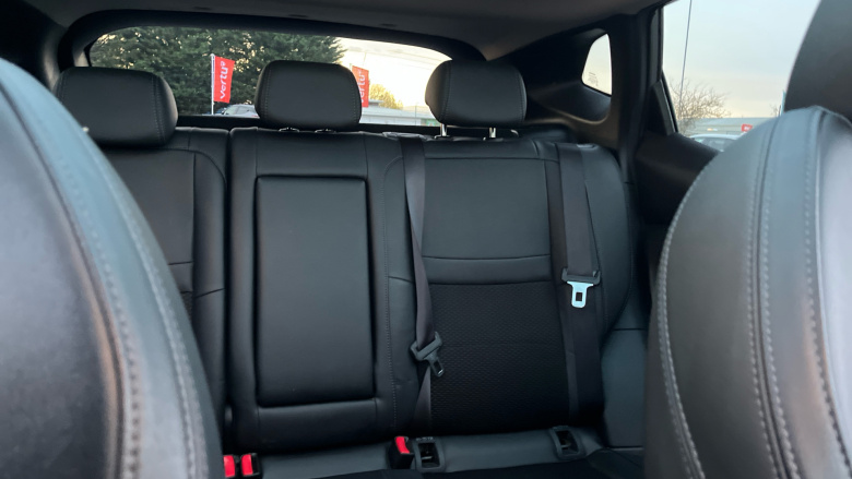 Nissan Qashqai 1.5 dCi Tekna 5dr Diesel Hatchback